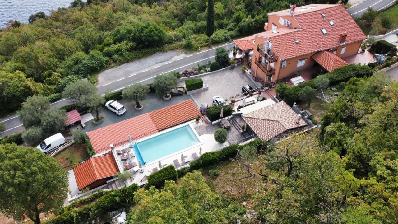 Apartments Vunic Mošćenička Draga Exterior foto